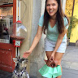 Meet your Posher, Carrie